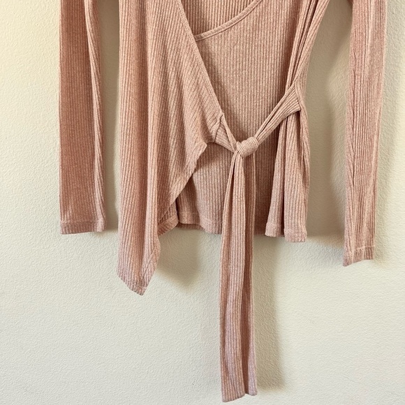 Bobeau Faux Wrap Ribbed Pink Balletcore Sweater Size Small - Picture 5 of 12